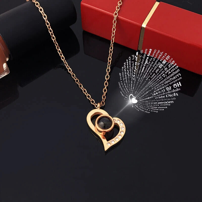 🥰 Conjunto Colar + Caixa Rosa Eterna - "Eu te amo" em 100 idiomas💖